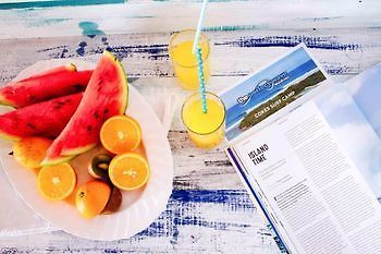 Cokes Surf Camp Otel Thulusdhoo Dış mekan fotoğraf