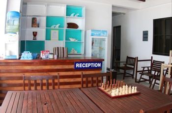 Cokes Surf Camp Otel Thulusdhoo Dış mekan fotoğraf